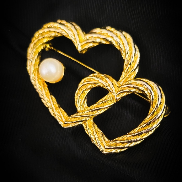 Camp Style Lot - Vintage Jewelry Collection - three Pieces Included - Picture 2 of 7